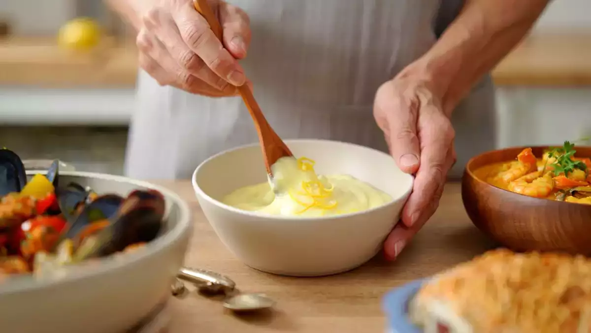 Menu diário, 18 de agosto: mexilhões ao natural, caril de camarão e lemon posset
