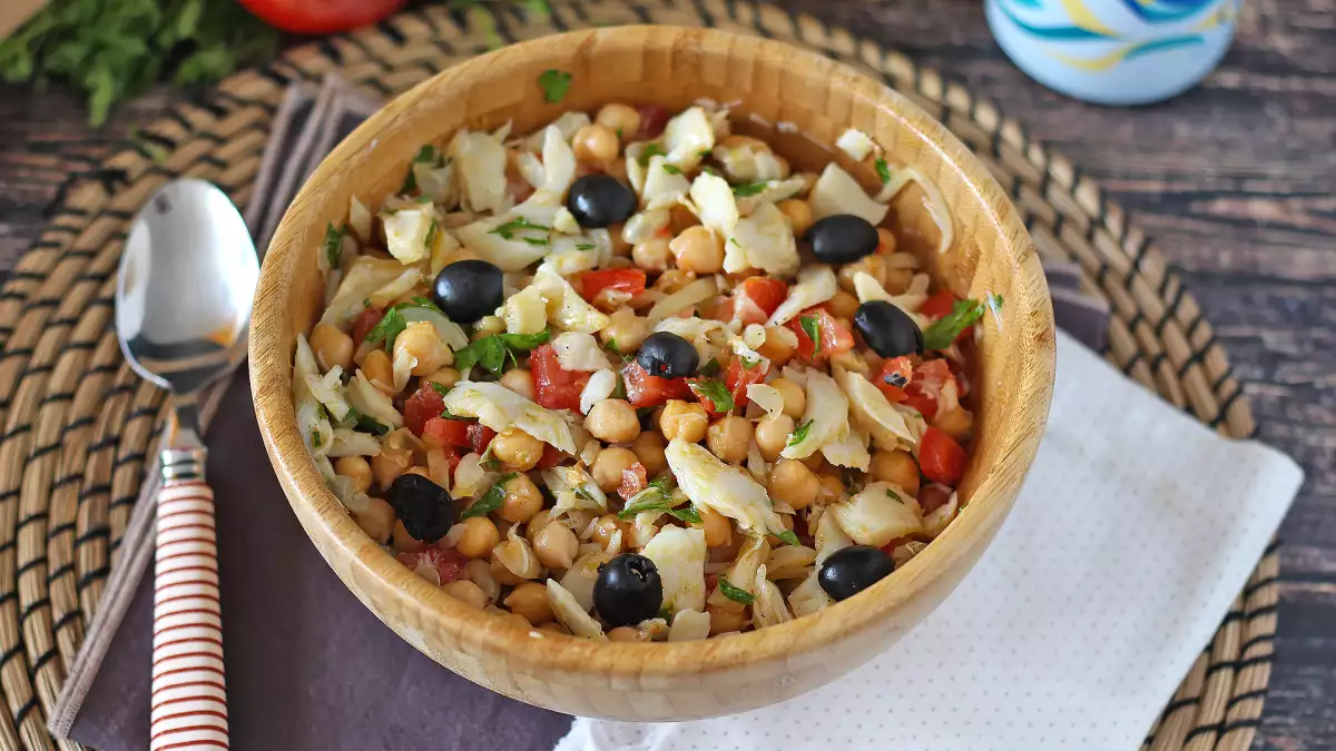 Bacalhau também é comida de verão: receitas leves para fugir ao forno pesado