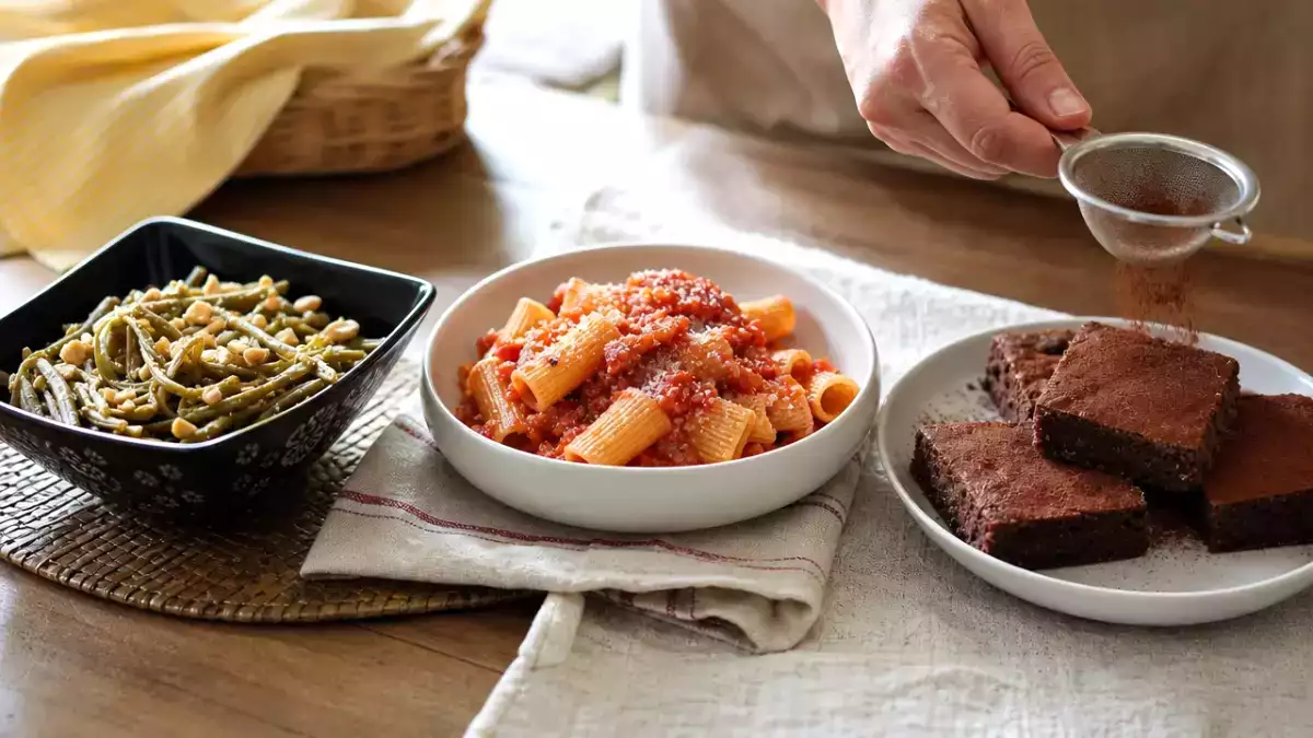 Menu diário, 5 de outubro: feijão verde tailandês, massa amatriciana e brownie proteico