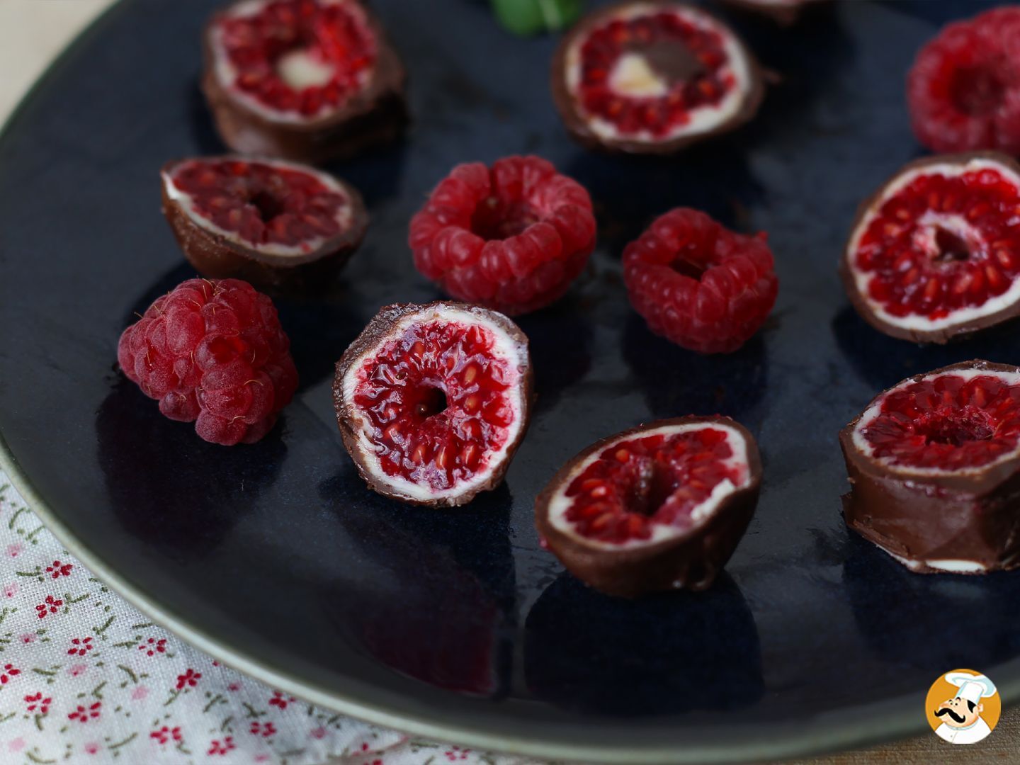 A tendência Franui: framboesas cobertas com chocolate estão na moda