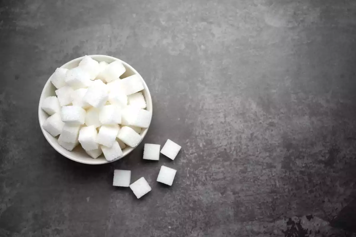 6 alternativas mais saudáveis para retirar o açúcar branco refinado de sua dieta!