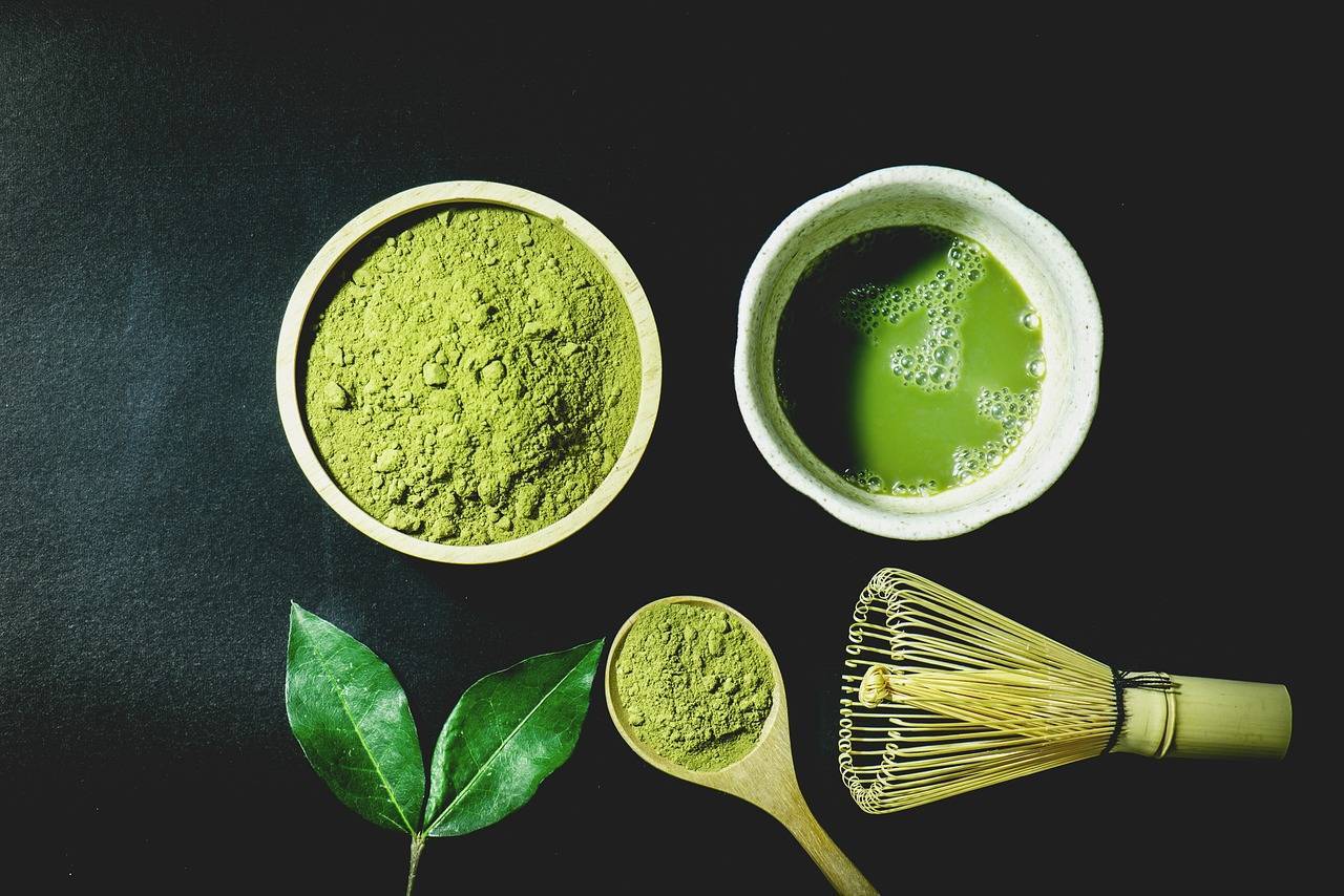 Como reconhecer um bom matcha: nosso guia para os fãs desse chá tão apreciado!