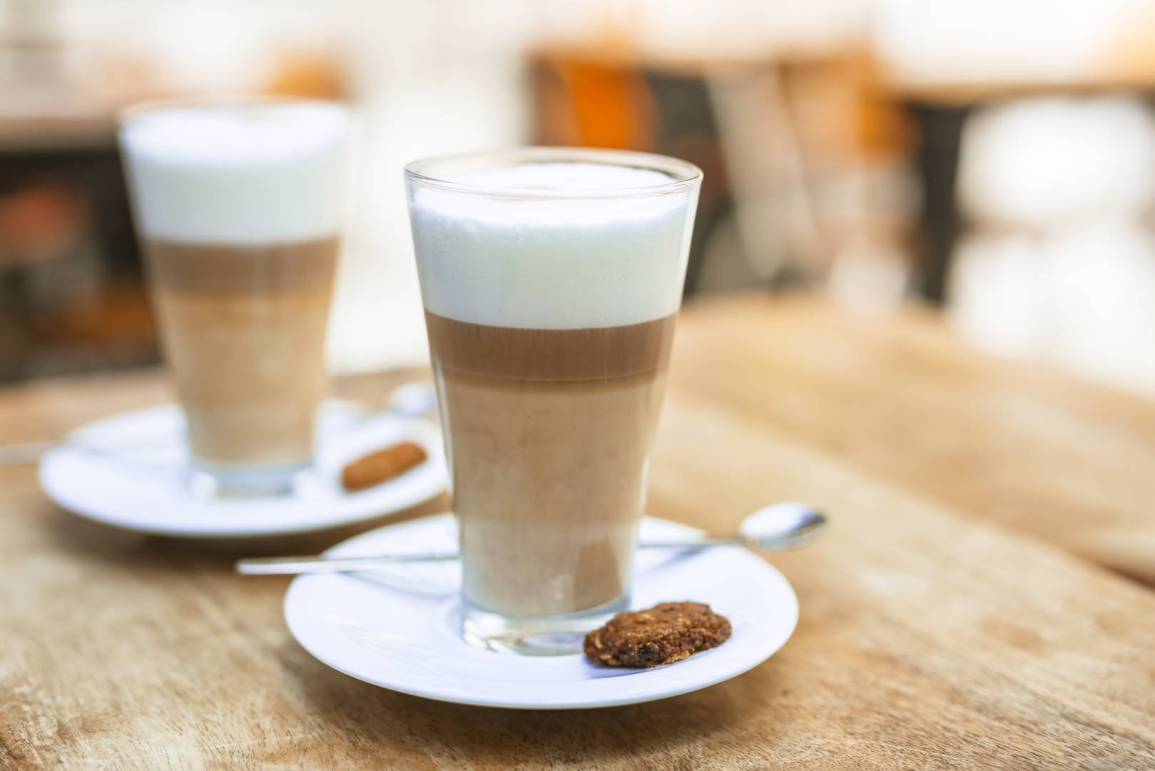 Café com leite é saudável? Entenda os efeitos da combinação no seu organismo!