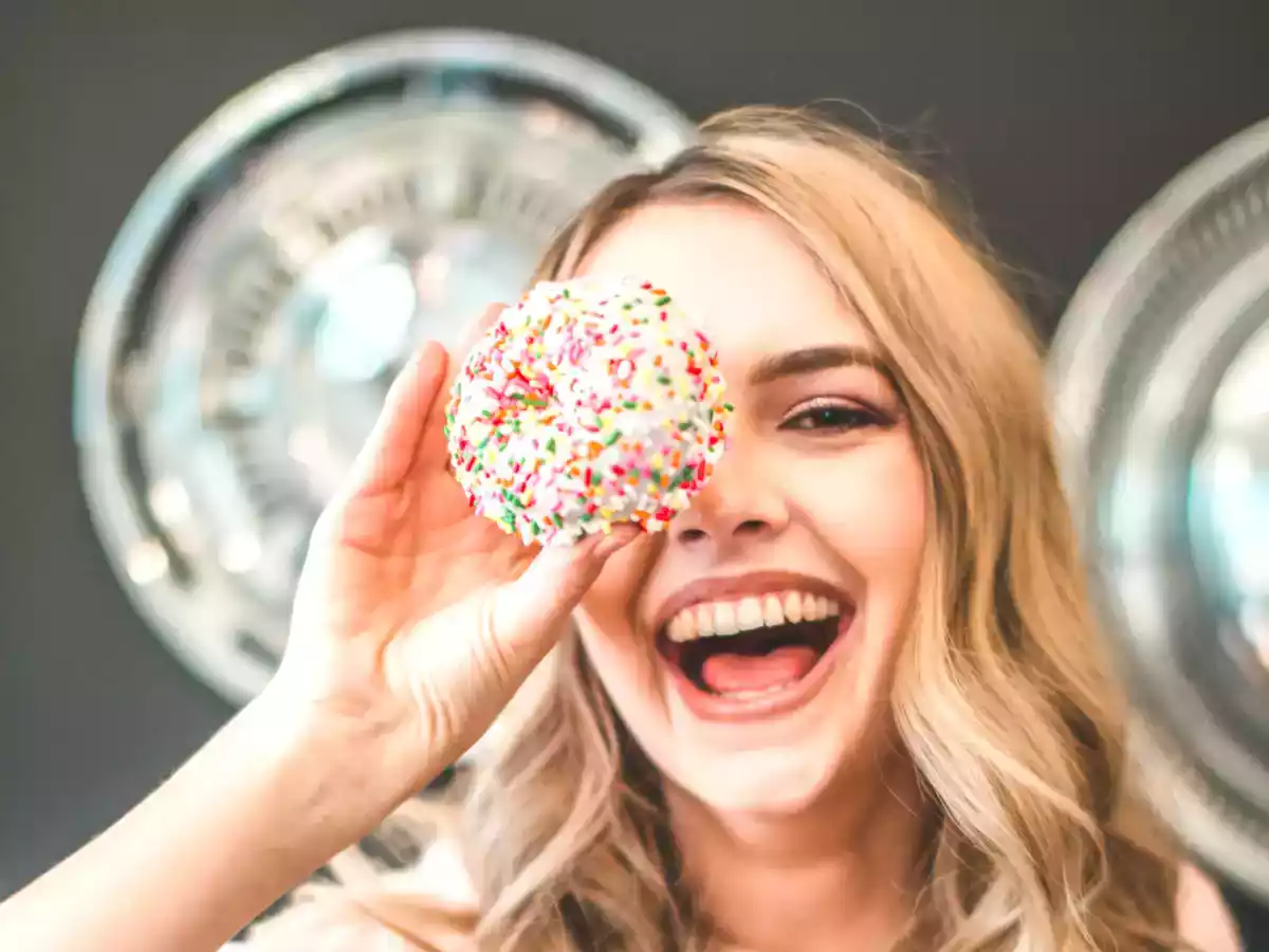 6 Alimentos que mais mancham os dentes: Cuide de seu sorriso!