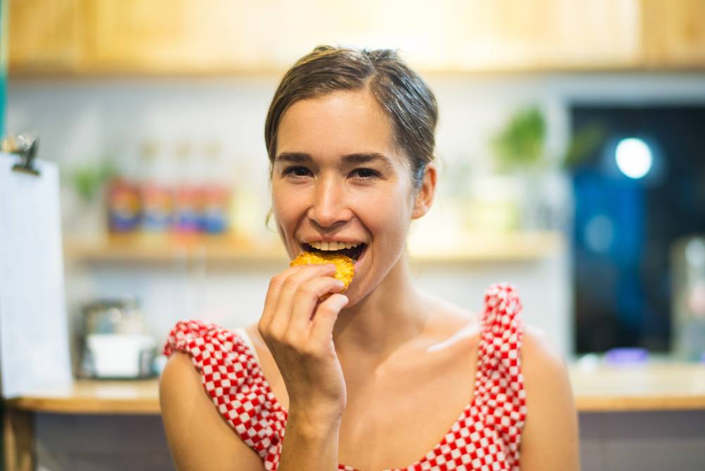 Chega de comer besteiras entre as refeições! Veja como controlar a fome de forma saudável e sem esforço!