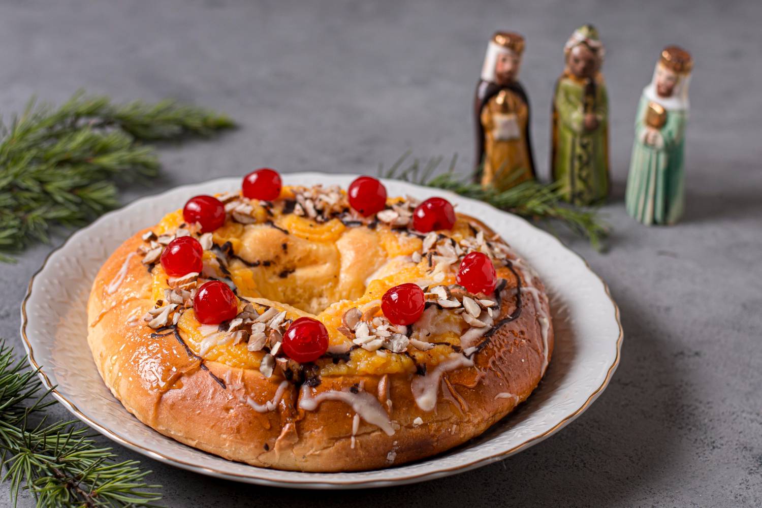 A fascinante origem do bolo rei: da França para sua mesa de Natal!