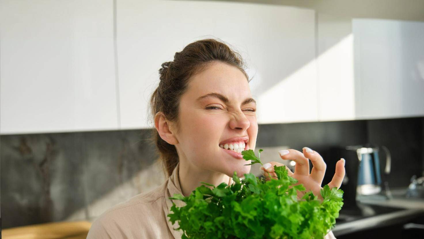 Colesterol alto: é realmente possível reduzi-lo com uma dieta vegana?