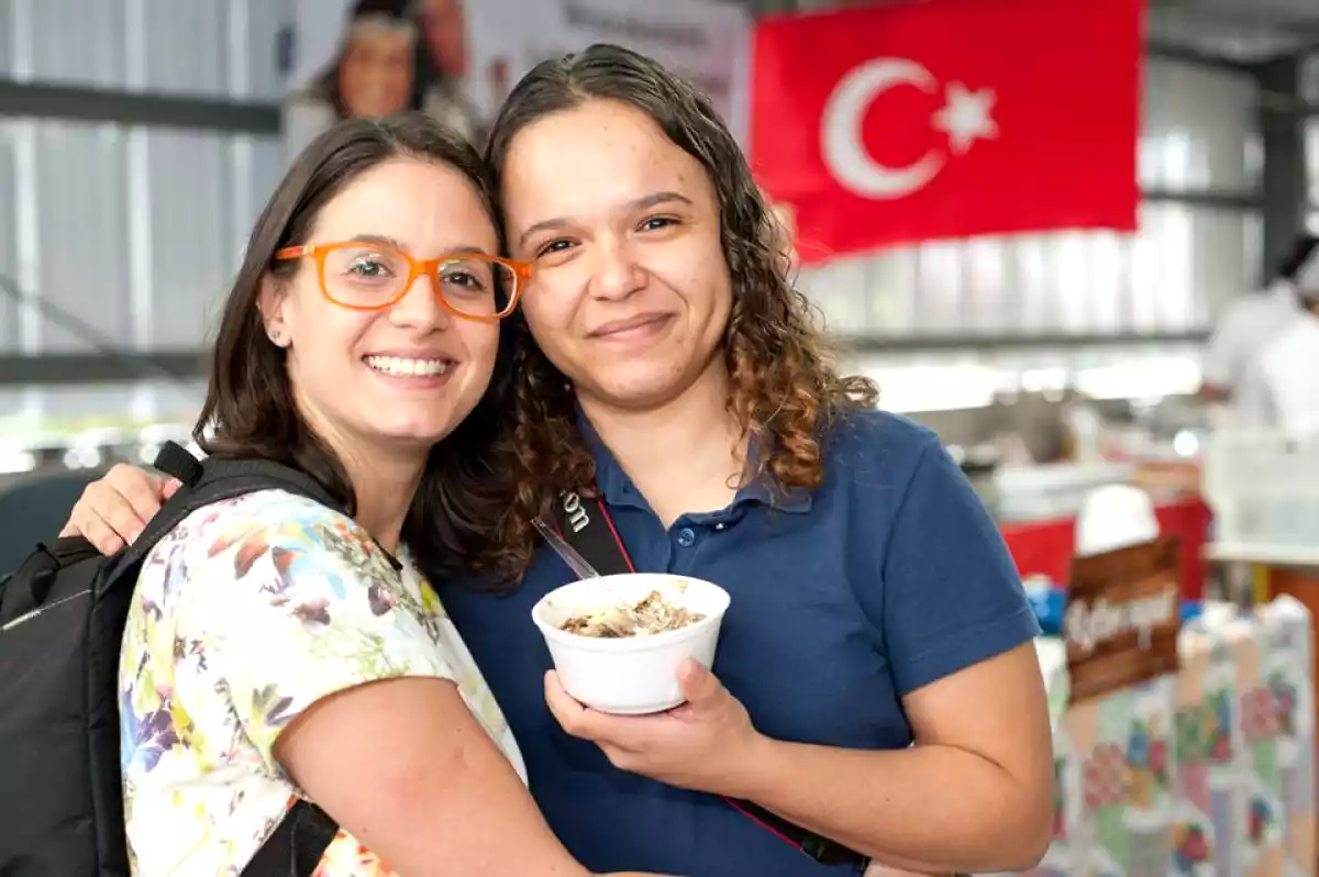 Amanda e Eloah de -MarolacomCarambola-