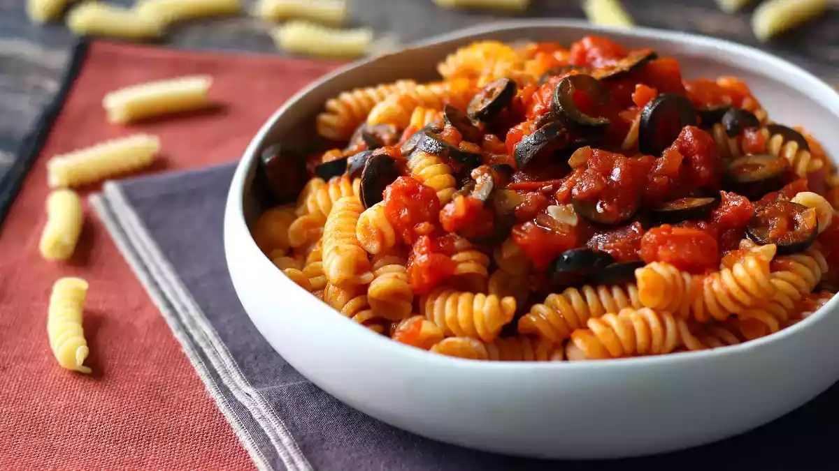 9 primeiros pratos com poucos ingredientes que salvarão seu jantar!