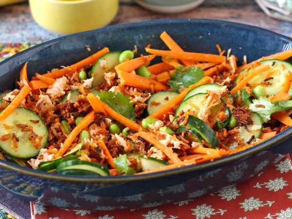 10 saladas frescas, saudáveis e saborosas para o verão
