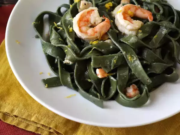 11 receitas com camarões que ninguém consegue parar de comer (uma delas fica pronta em 10 minutos!)