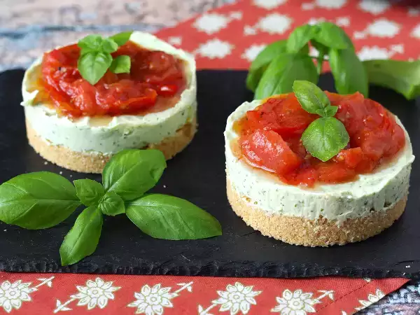 Quem prova esse cheesecake salgado não consegue parar de falar dele