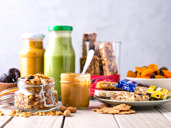 20 alimentos saudáveis que podem fazer você engordar (sem que você perceba)