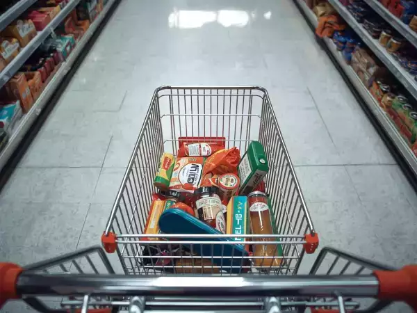 Compras no supermercado: este método simples promete menos desperdício e mais economia