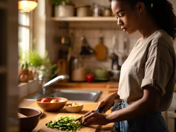 Feliz, estressado ou deprimido? Dá pra adivinhar seu humor só olhando seu prato e essa conexão é mais real do que parece