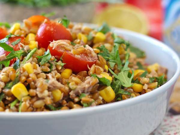 10 receitas inteligentes para esvaziar a geladeira sem parecer que os pratos são sobras