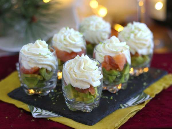 Aperitivos frios para o Natal. 23 receitas sem cozimento, simples, coloridas e perfeitas para serem exibidas.