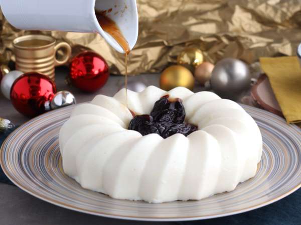 A receita de manjar de coco que faz qualquer mesa de Ano Novo parecer de revista