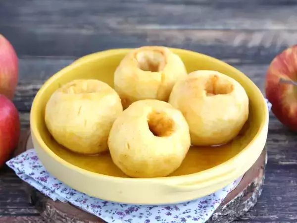 Maçã crua ou assada? Esta escolha simples pode afetar seu humor, saciedade e até o açúcar no sangue