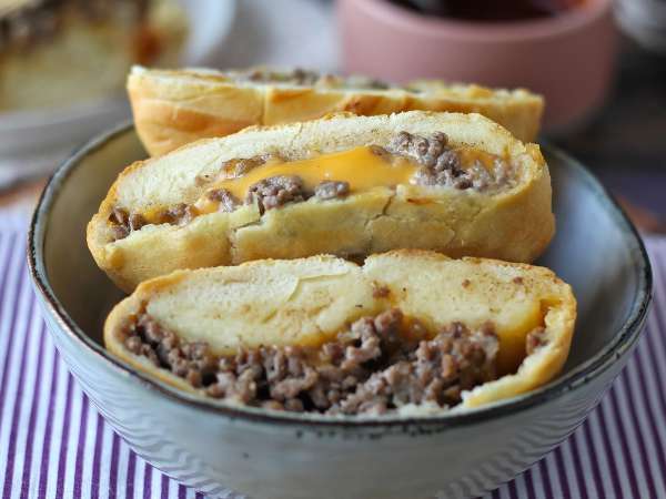 7 receitas feitas com massa de pizza (que não são pizza) e ficam absurdamente deliciosas