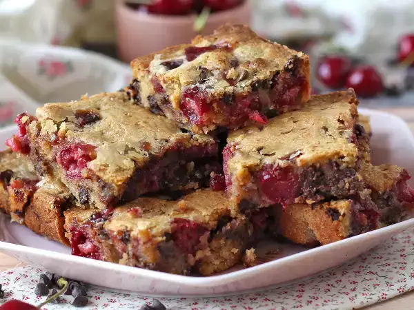 10 bolos perfeitos para a primavera que deixam qualquer tarde mais doce