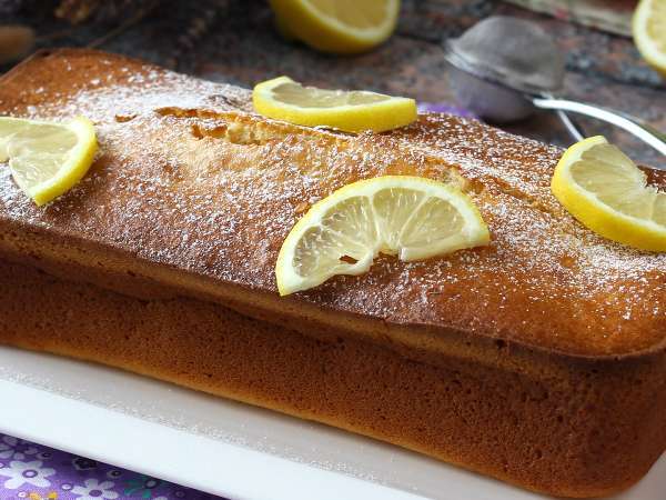 10 receitas de bolo de limão tão macias e perfumadas que ninguém consegue parar na primeira fatia