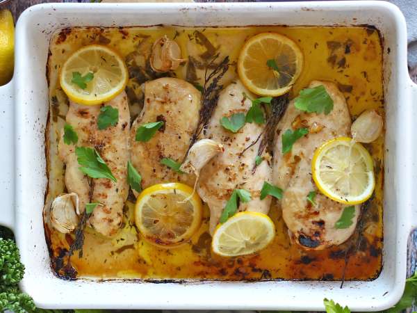 11 receitas de frango irresistíveis que sempre fazem sucesso no almoço de domingo