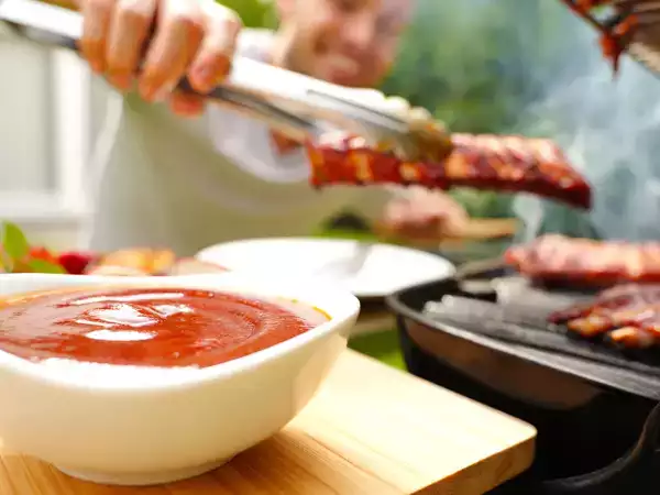 Molho barbecue (churrasco): faça em casa e transforme qualquer carne