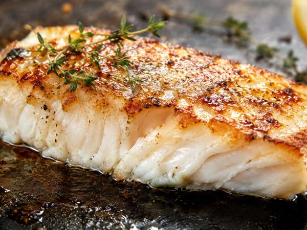 Salmoura líquida: o segredo dos grandes chefs para deixar o peixe grelhado ainda mais saboroso