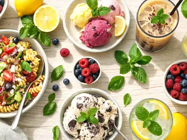 Com apenas 3 ingredientes, prepare 8 receitas de verão fáceis, refrescantes e irresistíveis