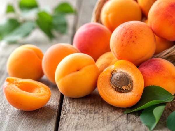 Os alperces estão mais baratos agora: 12 receitas para aproveitar a fruta da estação