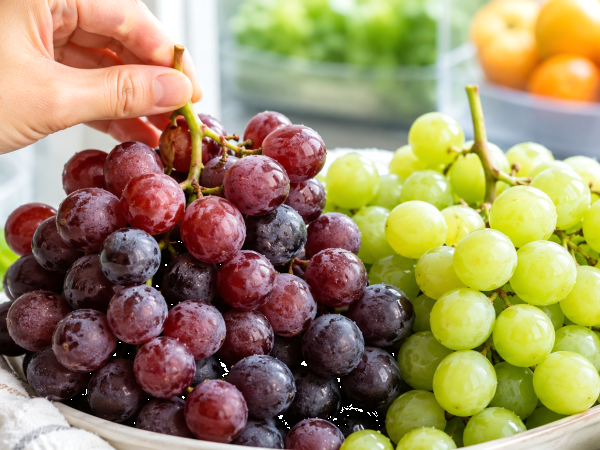 Escolher uvas de mesa doces e fazê-las durar: o truque simples para as conservar em casa