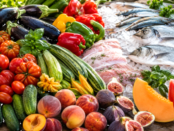 Compras inteligentes para agosto: o que escolher agora entre frutas, verduras e peixes da estação