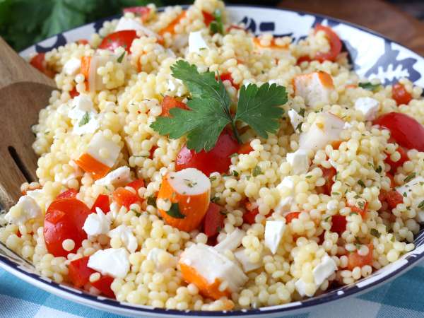 Kani surimi (kani kama): o que é, como usar e receitas fáceis para experimentar