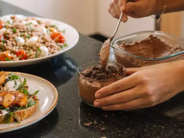 Menu do dia, 31 de agosto: bruschetta de burrata, salada de trigo com atum e sorvete de whey