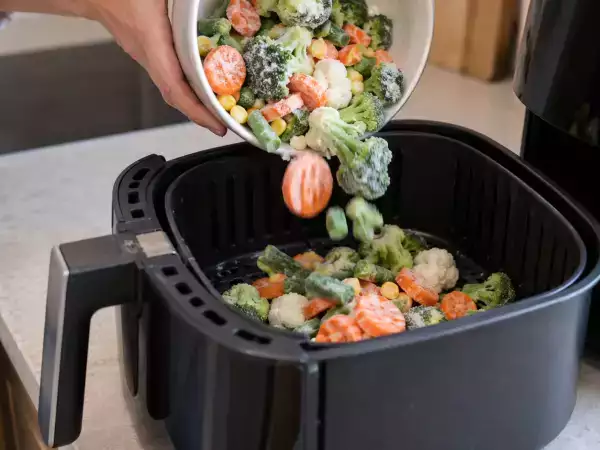 Legumes congelados na Air Fryer: é mesmo preciso descongelá-los antes de cozinhar?