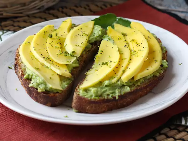 Precisa de um lanche em 5 minutos? Prepare um que ajude a manter o nível de açúcar no sangue mais estável