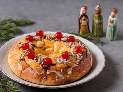 A fascinante origem do bolo rei: da França para sua mesa de Natal!