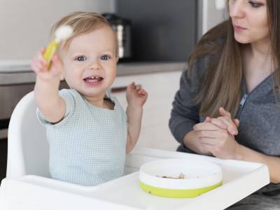 Alimentação complementar: mitos e fatos que os pais devem conhecer