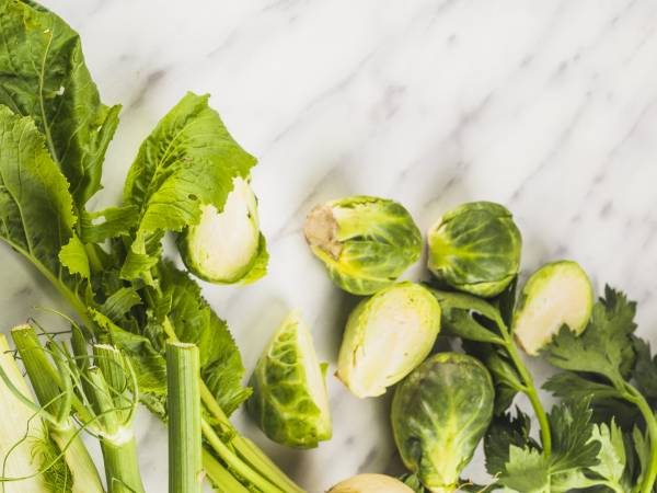 O segredo dos chefs para verduras perfeitas: a técnica de branqueamento de vegetais!