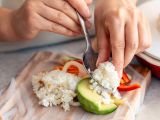 Artigos: O arroz da véspera pode emagrecer e você quase joga fora