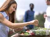 Artigos: Por que sentimos menos fome em climas quentes?