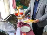 Artigos: Como sobreviver a um bufê de comida à vontade sem remorso ou indulgência