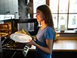Artigos: Como usar o micro-ondas pra cortar o tempo de preparo pela metade? Dicas que vão mudar sua forma de cozinhar no dia a dia