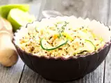 Artigos: Como deixar o arroz com cara de prato de verão? Um truque simples muda tudo