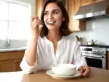 Artigos: O que acontece com seu corpo quando você come iogurte todos os dias