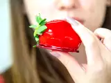 Artigos: Morango do Amor: o segredo para deixar a casquinha crocante e brilhante em casa