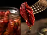 Artigos: Tomates secos no azeite: um concentrado de sabor na despensa e 10 receitas para aproveitá-lo ao máximo.