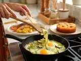 Artigos: Menu do dia, 21 de junho: delícias de frittata, salmão e bolo de ananás