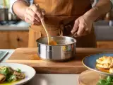 Artigos: Menu do dia, 10 de agosto: salada de choco grelhado, empanadilhas de atum e gelado de leite condensado